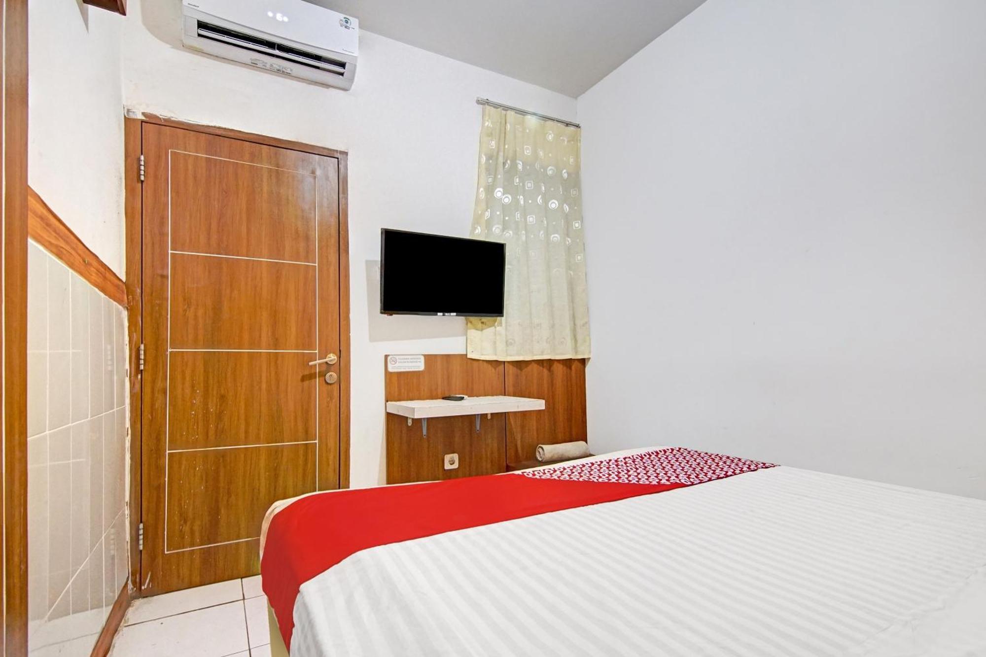 OYO 90422 Mall Of Indonesia Jakarta Bagian luar foto